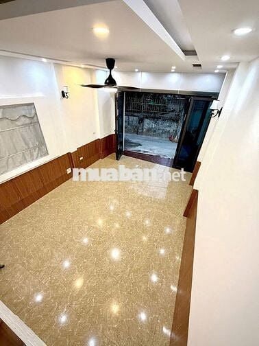 Ngọc Thụy - Nguyên Căn Mới  - 50m2 * 4 Tầng - Đủ Đồ - 11Tr