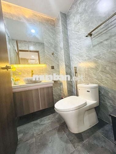 3Phòng Ngủ - 85m2 Nhà nở hậu Đường Nguyễn Sơn. Nội thất cao cấp 🌹