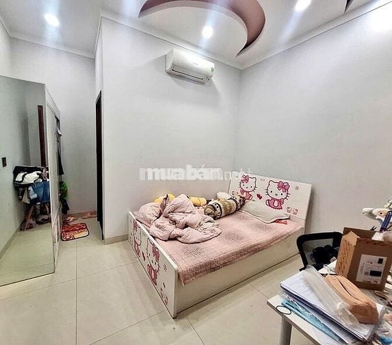 BÁN NHÀ HẺM XE HƠI GẦN GIGAMALL THỦ ĐỨC -230M2 -2 TẦNG -DÒNG TIỀN 30TR
