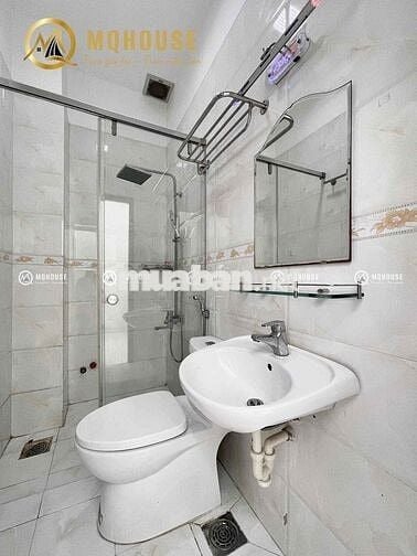 Studio ban công, máy giặt riêng, full NT mới ngay ETown, K300, 7 Hiền