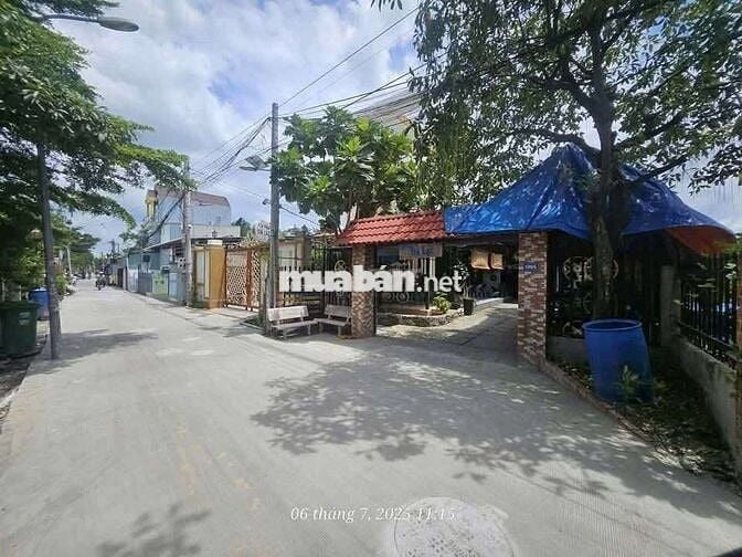 Nhà và quan cà-phê cần bán gấp trung tâm lái Thiêu