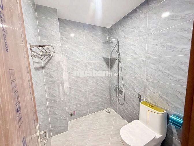 CHỈ 3.3TỶ SỞ HỮU NGAY NHÀ TRỆT 2 LẦU ĐẸP 150m2 SHR– BẾN XE MỚI HÓC MÔN