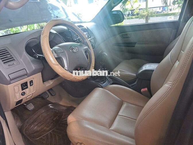 Toyota Fortuner 2013 - Xám - 360700 km