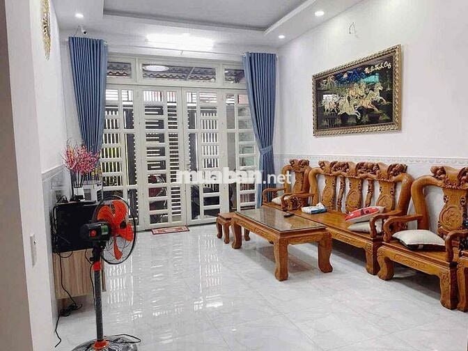CHO THUÊ NHÀ PHƯỜNG TÂN QUÝ : 4 x 20M Đúc  1 trệt ,  2 lầu sân thượng