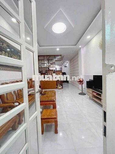 CHO THUÊ NHÀ PHƯỜNG TÂN QUÝ : 4 x 20M Đúc  1 trệt ,  2 lầu sân thượng