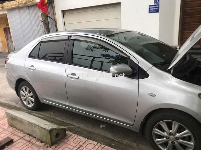 toyota yarit 1.3G nhật xe ko lỗi ghế nỉ nguyên