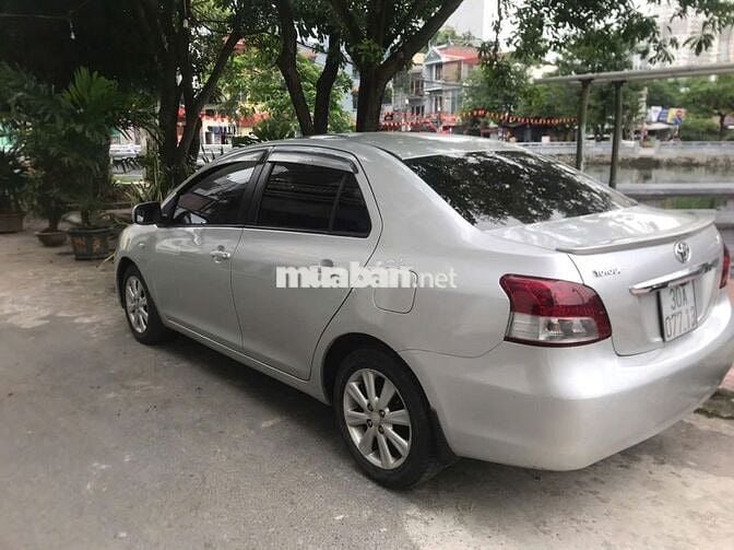toyota yarit 1.3G nhật xe ko lỗi ghế nỉ nguyên