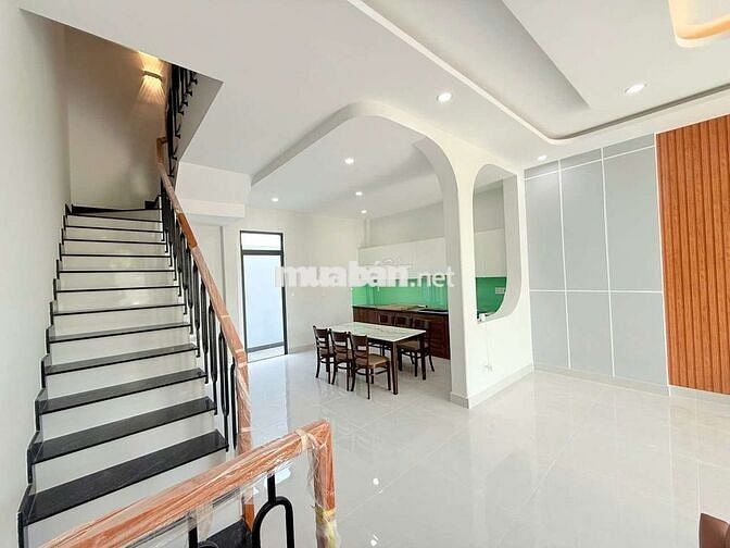 CHỈ 3.3TỶ SỞ HỮU NGAY NHÀ TRỆT 2 LẦU ĐẸP 150m2 SHR– BẾN XE MỚI HÓC MÔN