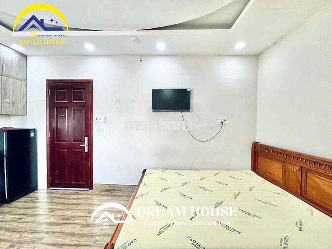 CHDV Full Nội Thất Ngay ĐH Công Thương Rộng Rãi Thoáng Mát