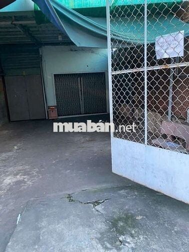 Cho thuê nhà nguyên căn mặc tiền hẻm 6x22 sân trước đậu 2 xe tải