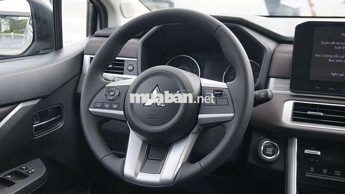Mitsubishi Xpander Cross 2024  - 4388 km