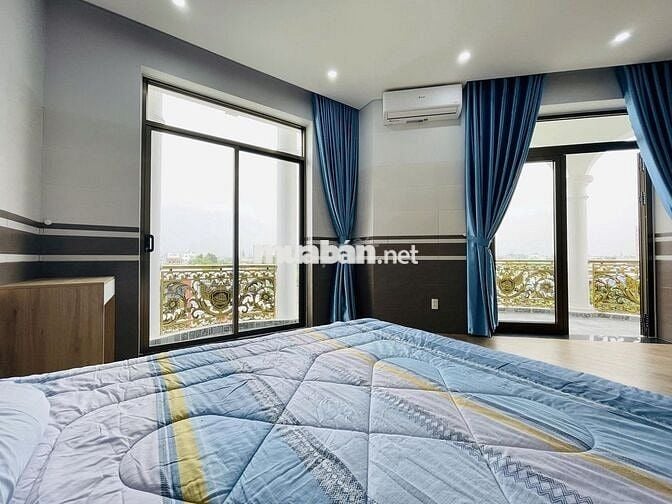 Cho thuê căn hộ Studio siêu thoáng gần cầu vượt Ngã Ba Huế