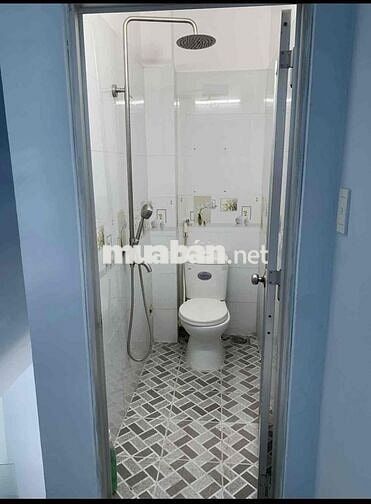 nhà gần ngã tư ga Q12 1 lầu 2pn hẻm xe hơi