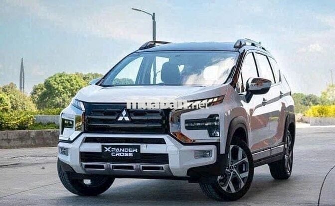 Mitsubishi Xpander Cross 2024  - 4388 km