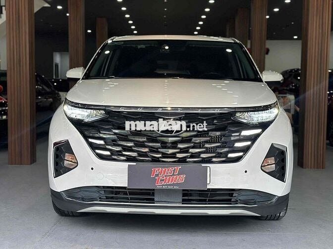 Hyundai Custin 2023 2.0 Cao cấp - 21000 km