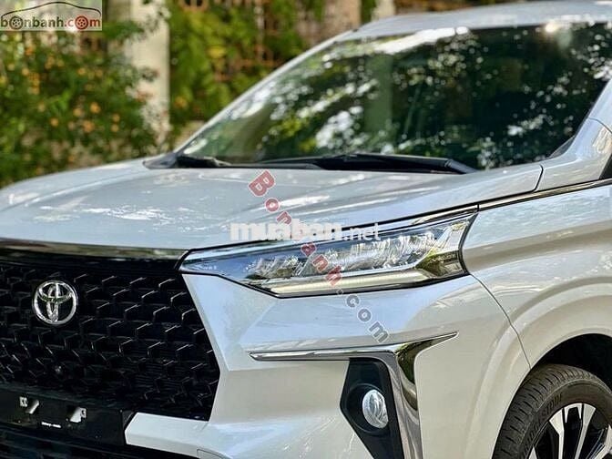 Toyota Veloz Cross Top 1.5 CVT 2025 - 562 Triệu
