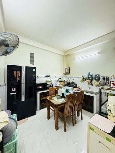 GẦN CHỢ VẢI TÂN BÌNH - 4 TẦNG - DT 60m2 ( 4m x 15m ) - HẺM THÔNG