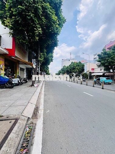 CHo thuê nhà mặt tiền đường Luỹ bán bích 5x17m 2L