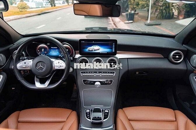 LONG ANH AUTO về MERCEDES C300 AMG sx2019 giá tốt