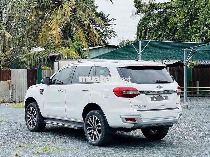 GĐ BÁN ĐỔI XE, EVEREST TITANIUM 1 CẦU 2019