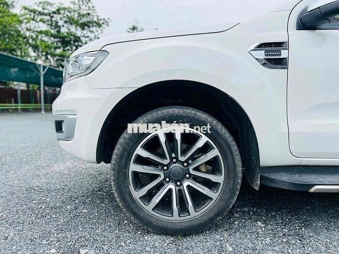GĐ BÁN ĐỔI XE, EVEREST TITANIUM 1 CẦU 2019
