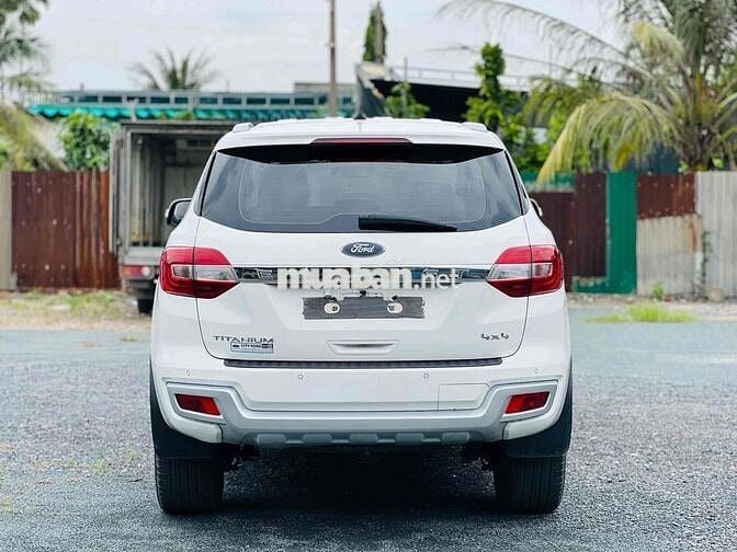 GĐ BÁN ĐỔI XE, EVEREST TITANIUM 1 CẦU 2019