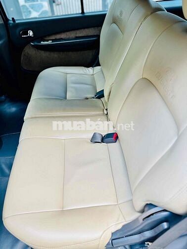 Ford Everest 2005 Gasoline XL 4x2 - 112000 km
