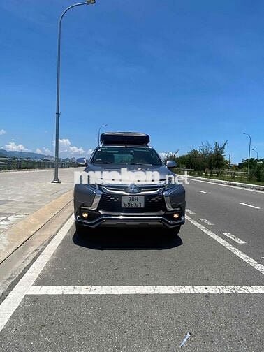 Mitsubishi PajeroSport 2019 máy dầu tự động.