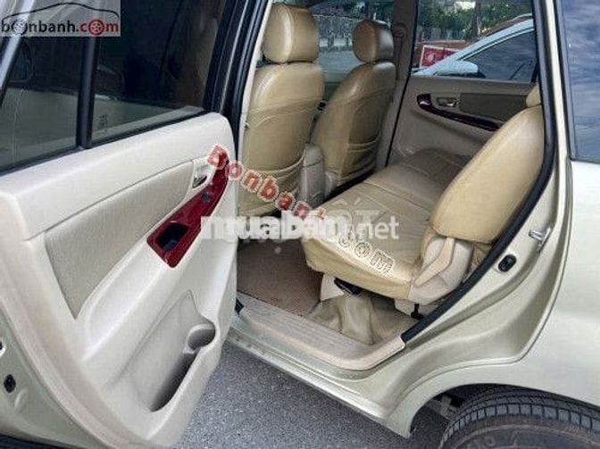 Toyota Innova G 2006