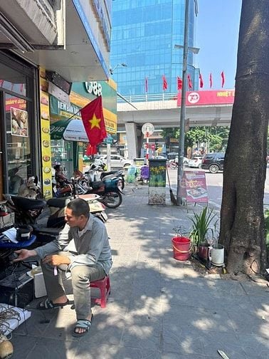 Tôi cần bán nhà Số 6+8 Phố Bạch Mai - DT 69M - MT 5,8M - 32,6 TỶ