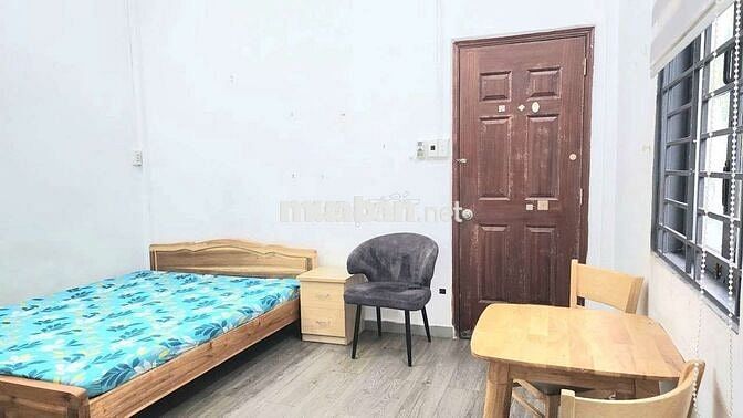STUDIO - MÁY GIẶC RIÊNG - CỬA SỔ TRỜI -  BAN CÔNG - GIÁP RANH QUẬN 1