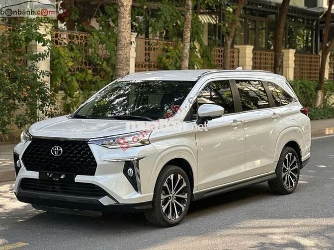 Toyota Veloz Cross Top 1.5 CVT 2025 - 562 Triệu