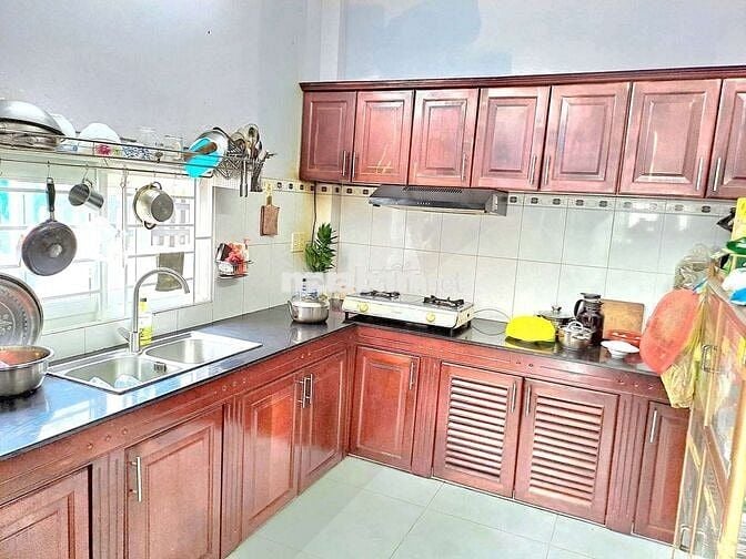 BÁN LÔ ĐẤT 160M² CÓ NHÀ 2 TẦNG và 3P TRỌ gần CHỢ THỦ ĐỨC