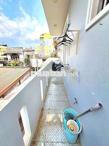 BÁN LÔ ĐẤT 160M² CÓ NHÀ 2 TẦNG và 3P TRỌ gần CHỢ THỦ ĐỨC