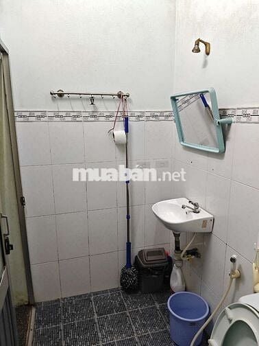Cho thuê nhà ở ĐC: 74/1C Nguyễn Quý Anh, P. Tân Sơn Nhì, Q.Tân Phú