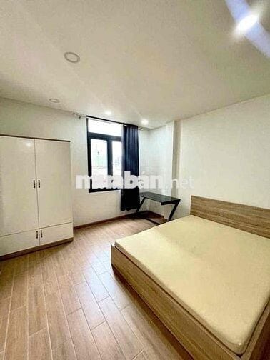 🔔Studio Cửa Sổ Lớn Full Nội Thất Sàn Gỗ Ngay Khu Phan Xích Long