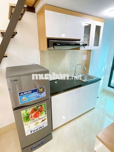 Siêu phẩm CCMN Studio - 2 ngủ, 1 bếp. Full đồ Mặt phố Nguyễn Trãi