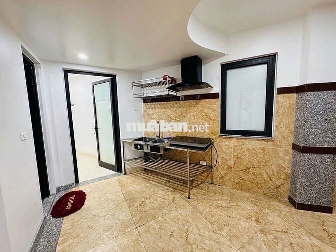 Siêu phẩm CCMN Studio - 2 ngủ, 1 bếp. Full đồ Mặt phố Nguyễn Trãi