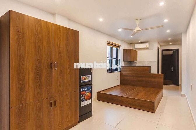 Siêu phẩm CCMN Studio - 2 ngủ, 1 bếp. Full đồ Mặt phố Nguyễn Trãi