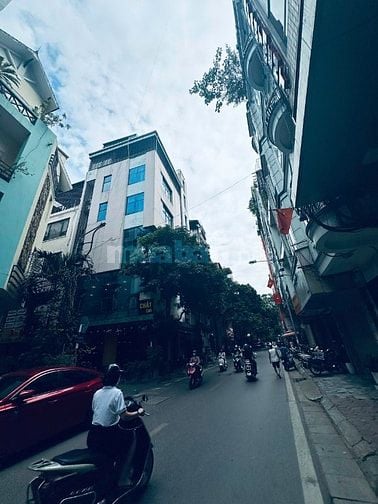 Chính Chủ Cho Thuê Căn Hộ Khép Kín Số 30 Mặt Phố Trần Quang Diệu.