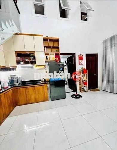 NHÀ GÓC 2 MẶT FULL NỘI THẤT GẦN HOÀNG DIỆU 2 LINH TRUNG THỦ ĐỨC