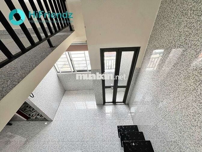 DUPLEX BAN CÔNG MỚI GẦN ĐH NGUYỄN TẤT THÀNH