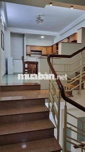 Cho thuê nhà mặt tiền họ Lê - Phường Phú Thạnh : 4 x 20 đúc 3,5 lầu :