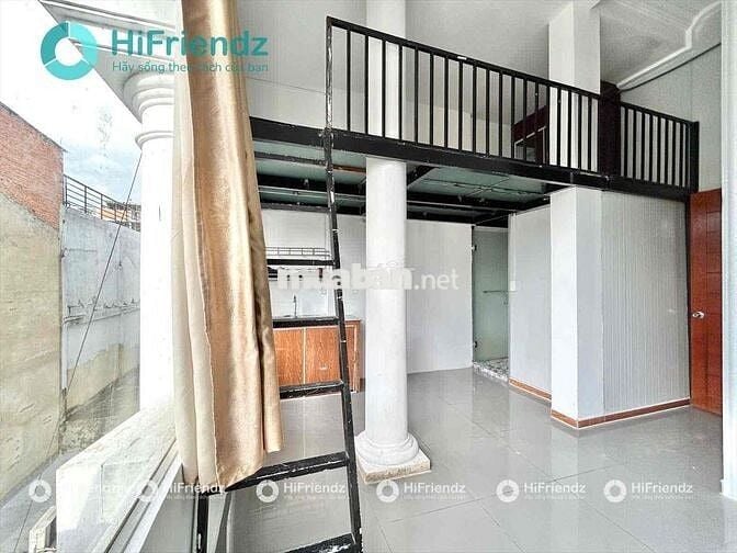 🔥PHÒNG GÁC CỬA SỔ TRỜI GIÁ RẺ NGAY TRUNG TÂM THANG MÁY HẦM XE