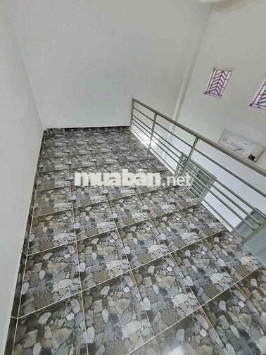 PHÒNG GÁC CAO GIÁ RẺ SẴN MÁY LẠNH  NGAY TÂN PHÚ