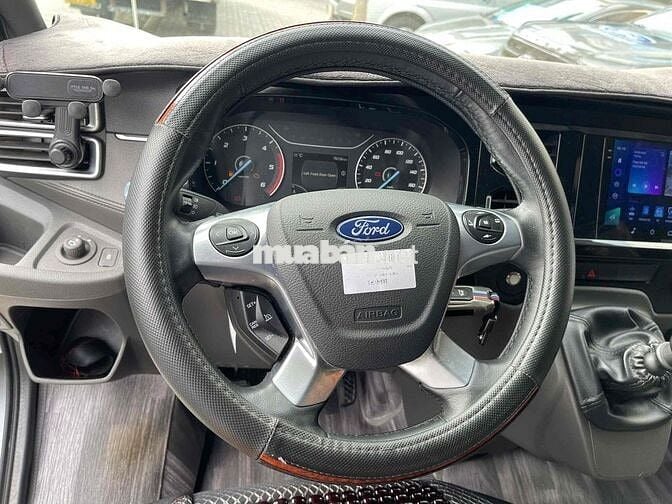 Ford Transit 2023 Full phụ kiện Không lỗi