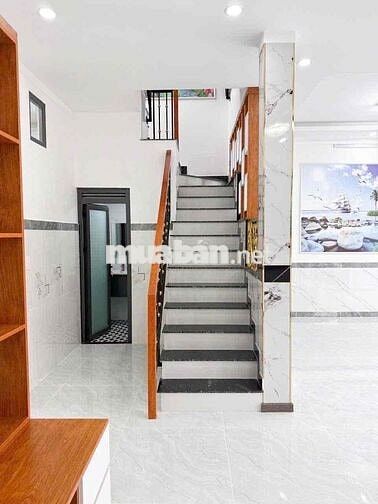 BÁN NHÀ 1 LẦU 1 TRỆT - NGAY CHỢ TÂN VẠN