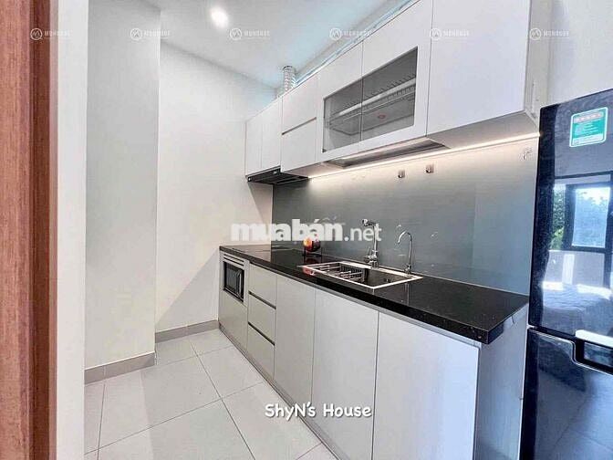 CHDV full nội thất 1pn và stu mới 100% có bảo vệ 24/7 ngay đh Văn Hiến