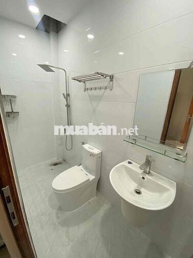 PHÒNG MỚI NGAY PHẠM HỮU LẦU -Q7