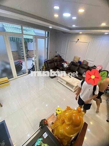 CHO THUÊ NHÀ 4 TẦNG. GẦN BV UNG BƯỚU - CHỢ BÀ CHIỂU. NHÀ MỚI XÂY
